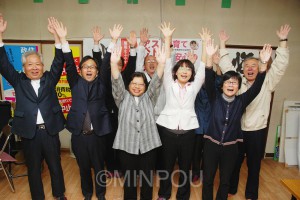 高槻＝前列右から出町ゆかり、強田純子、中村玲子、宮本雄一郎の４氏