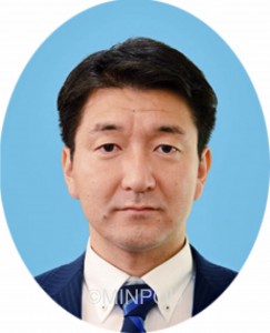 柳本顕氏