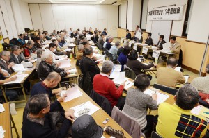 大阪革新懇が開いた2017度総会=19日、大阪市北区内