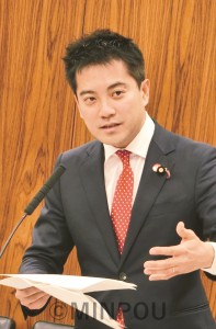  参院国土交通委員会で質問するたつみ議員＝２０１５年３月13日