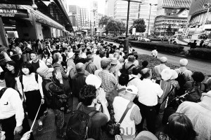  志位委員長を迎えて開かれた日本共産党の街頭演説＝５月23日、大阪市中央区内